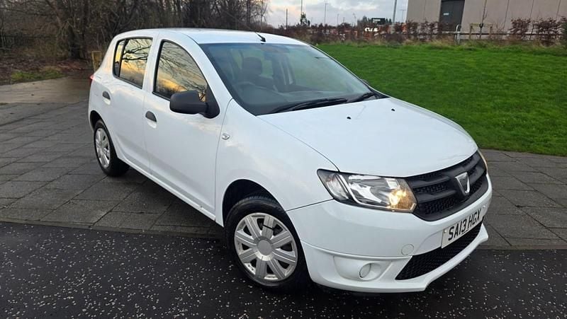 White Used 2013 Dacia Sandero Ambiance Hatchback | £1,750 (Super price) - Image 1/4