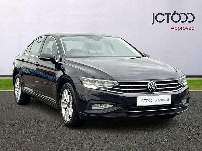 Black Used 2021 VW Passat SE Sedan | £12,476 (Fair price) - Image 1/4