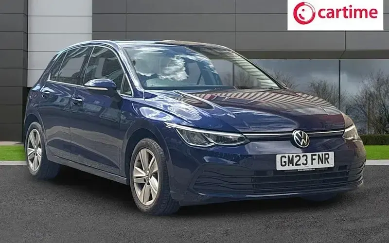 Used VW Golf VIII Life 150 HP (110 kW) 2023 Hatchback