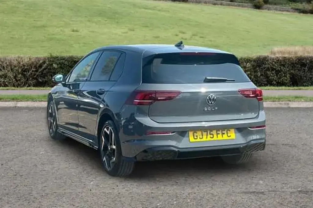 Used VW Golf VIII R-line 150 HP (110 kW) 2025 Grey Hatchback