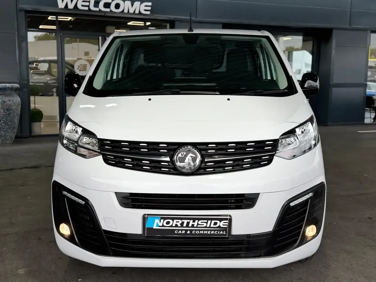Used Vauxhall Vivaro Sportive 120 HP (88 kW) 2022 White MPV