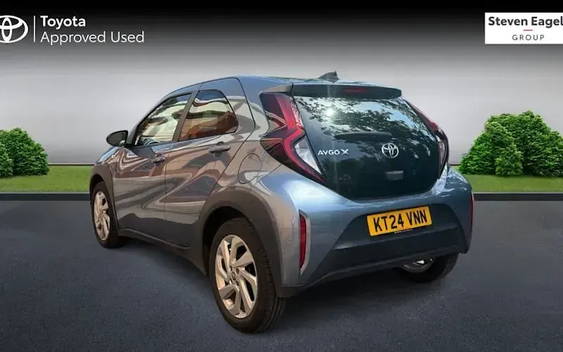 Used Toyota Aygo X PURE 72 HP (52 kW) 2025 SUV