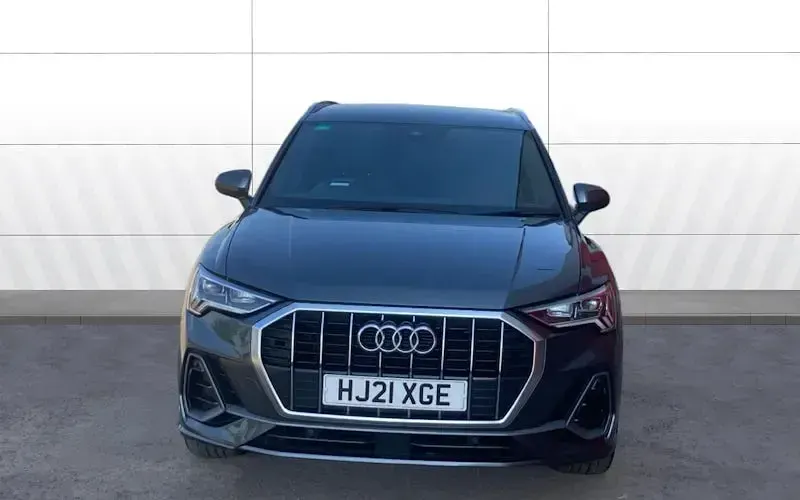 Używany Audi Q3 S-Line 150 KM (110 kW) 2023 SUV