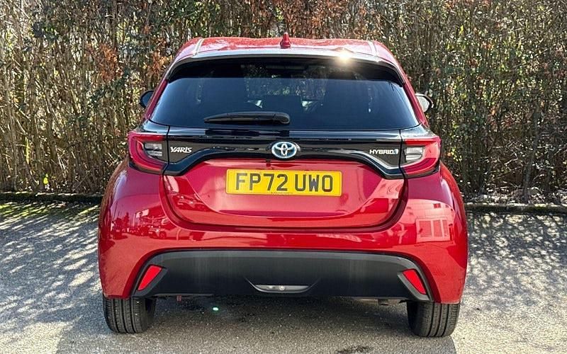 Used Toyota Yaris Hybrid Design 116 HP (85 kW) 2026 Hatchback