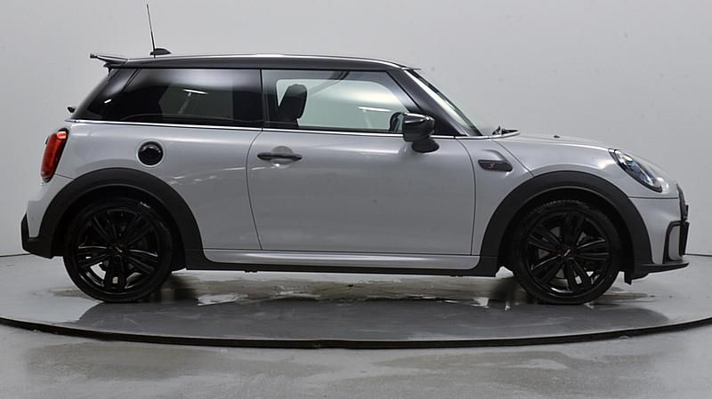 Used Mini Cooper S Hatch 176 HP (129 kW) 2021 Silver Hatchback