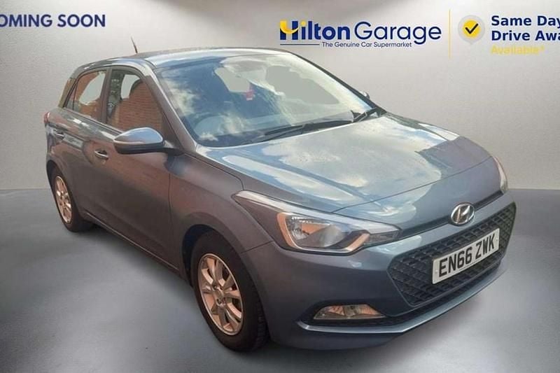 Used Hyundai i20 SE 84 HP (61 kW) 2016 Blue Hatchback