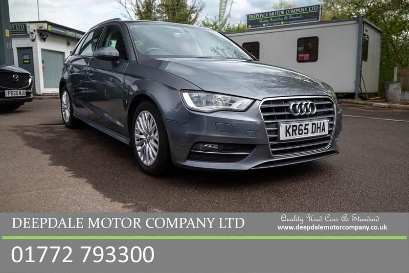 Begagnad Audi A3 110 HK (80 kW) 2015 Grå Halvkombi