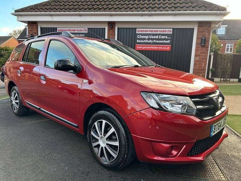 Red Used 2014 Dacia Logan MCV Ambiance Estate | £4,299 (Fair price) - Image 1/4