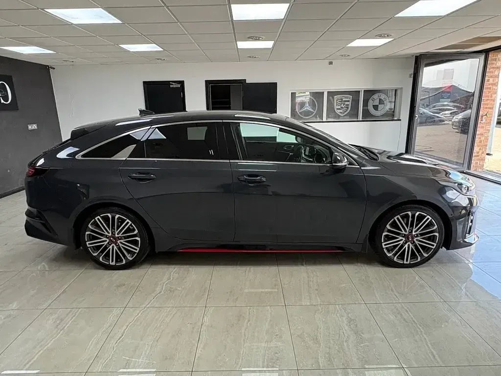 Used Kia ProCeed GT 201 HP (147 kW) 2019 Grey Estate