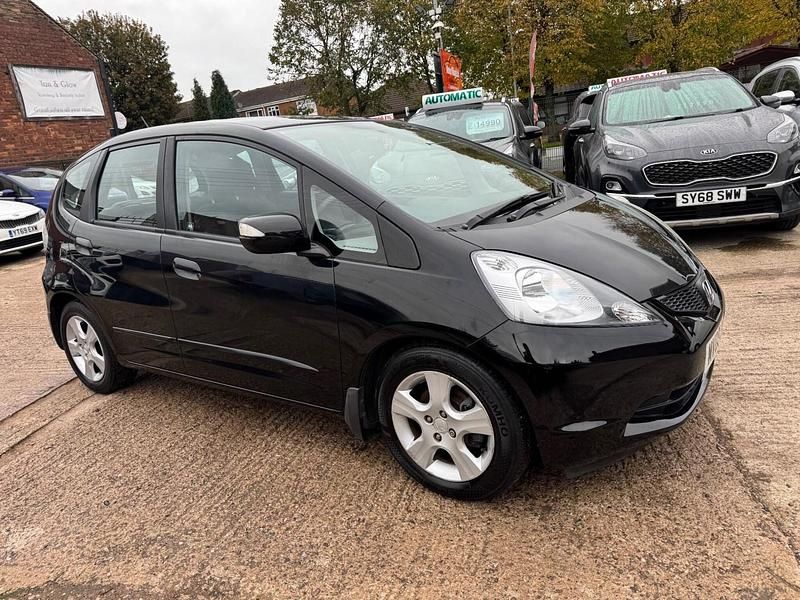 Used Honda Jazz ES 2009 Black Hatchback