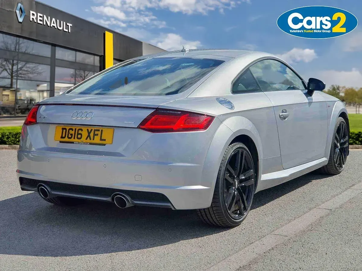 Begagnad Audi TT S-Line 184 HK (135 kW) 2016 Silver Sportkupé