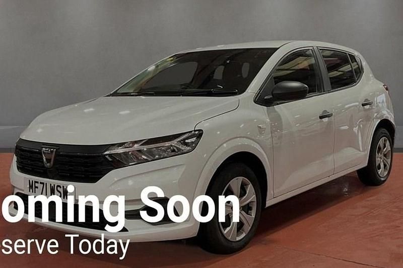 Used Dacia Sandero Essentiel 65 HP (47 kW) 2021 White Hatchback