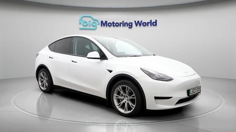 Used 2023 Tesla Model Y RWD SUV | £21,800 (Good price) - Image 1/4