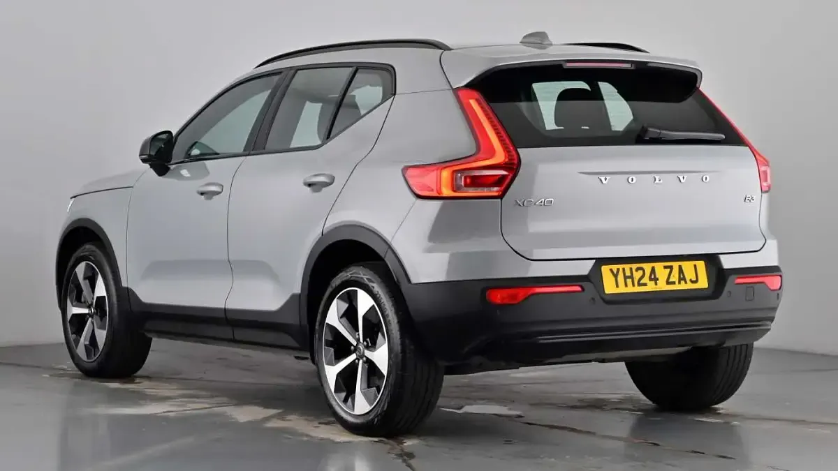 Used Volvo XC40 Plus 163 HP (119 kW) 2024 Vapour grey SUV