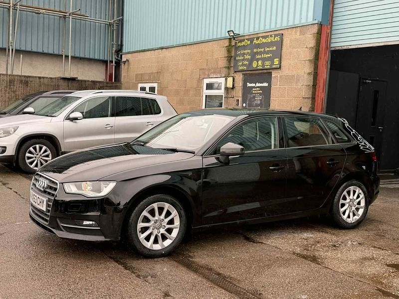 Used Audi A3 Design 120 HP (88 kW) 2013 Black Hatchback