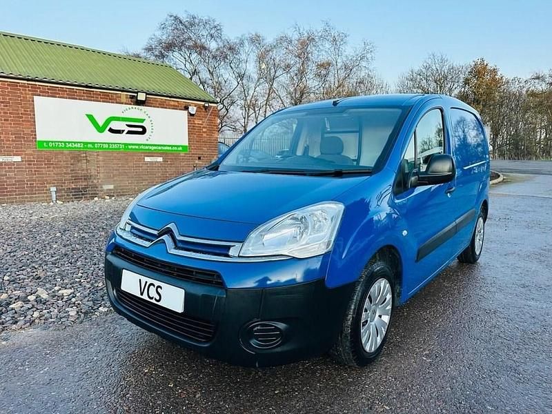Blue Used 2015 Citroën Berlingo MPV | £3,990 (Super price) - Image 1/4