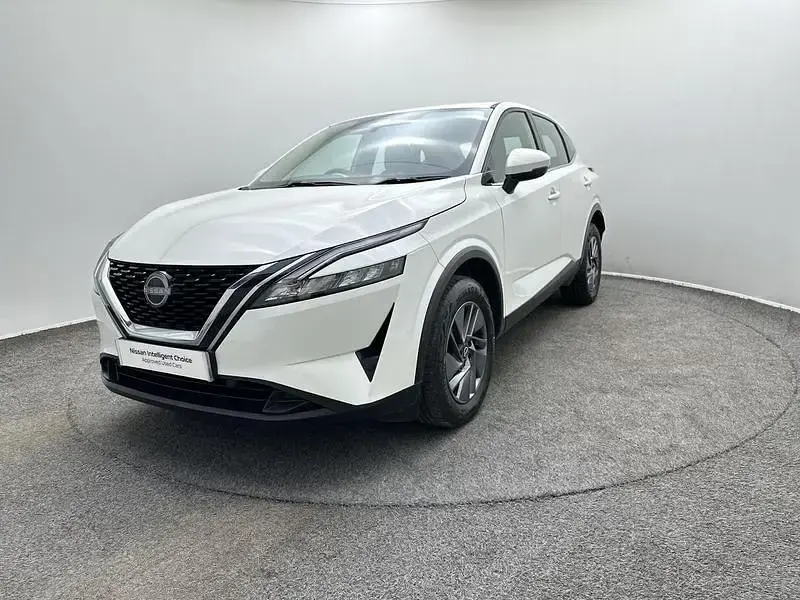 Used Nissan Qashqai Acenta Premium 2023 White SUV