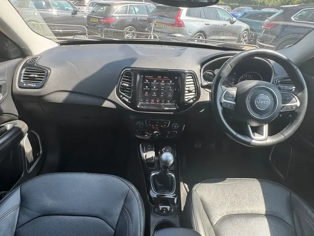 Used Jeep Compass Limited 140 HP (102 kW) 2020 Bronze/black SUV