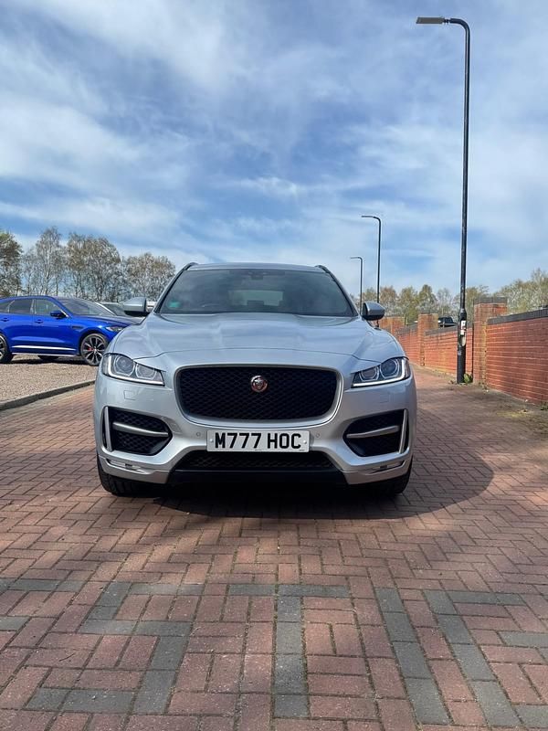 Used Jaguar F-Pace R-Sport 240 HP (176 kW) 2018 Silver SUV