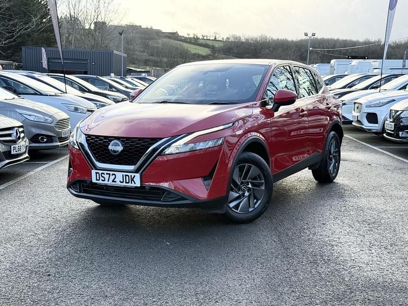 Used Nissan Qashqai Acenta Premium 2022 Red SUV