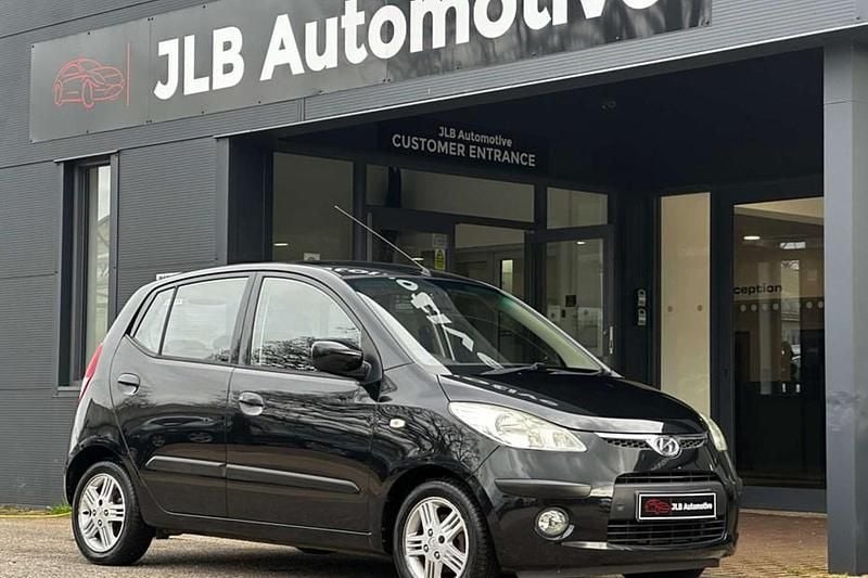 Used Hyundai i10 Comfort 78 HP (57 kW) 2009 Black Hatchback