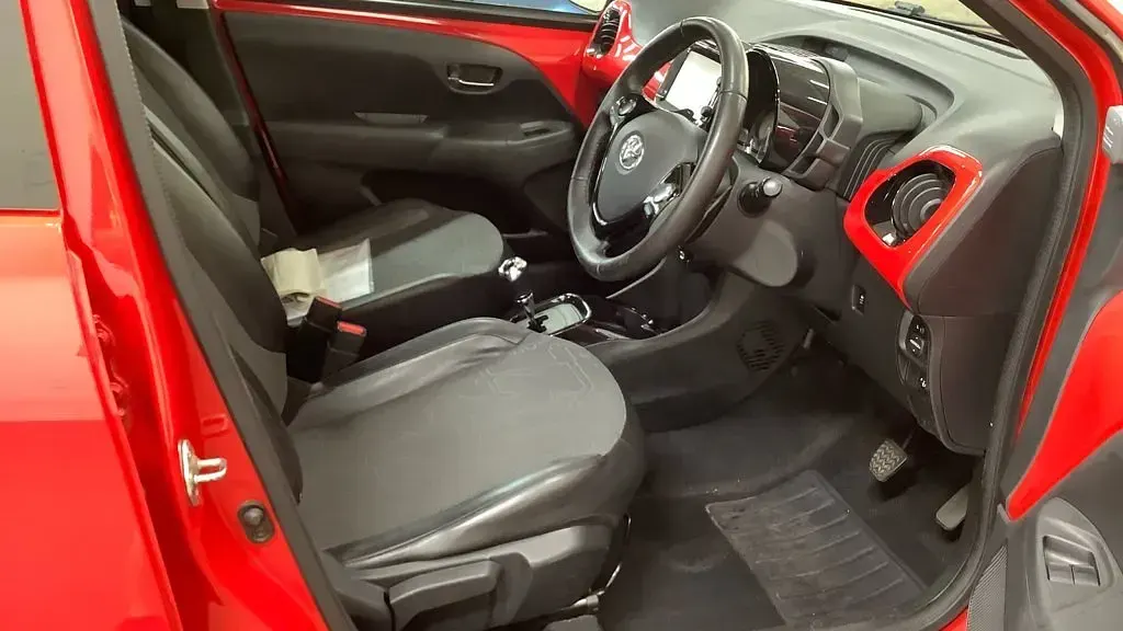 Used Toyota Aygo x-press 2015 Red Hatchback