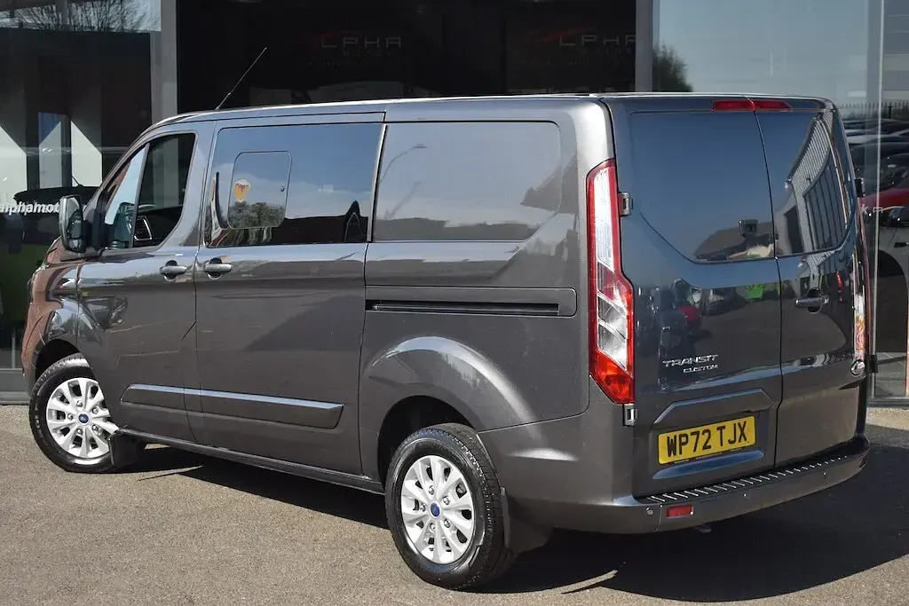 Used Ford Transit Custom Limited 170 HP (125 kW) 2022 Grey Van