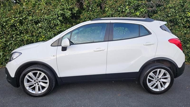 Used Vauxhall Mokka 2016 White SUV