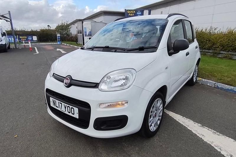 White Used 2017 Fiat Panda Easy Hatchback | £4,795 (Fair price) - Image 1/1