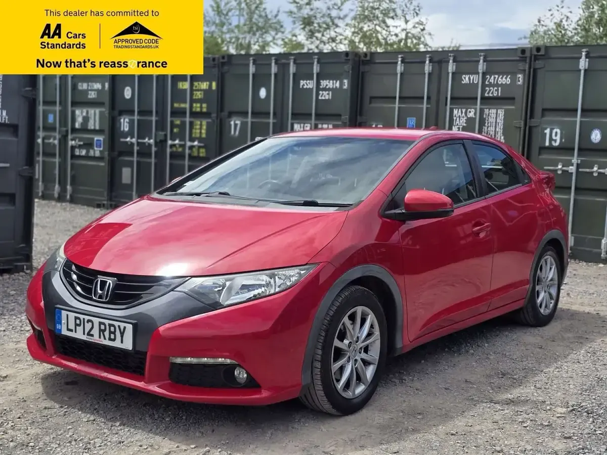 Used Honda Civic EX 142 HP (104 kW) 2012 Red Hatchback