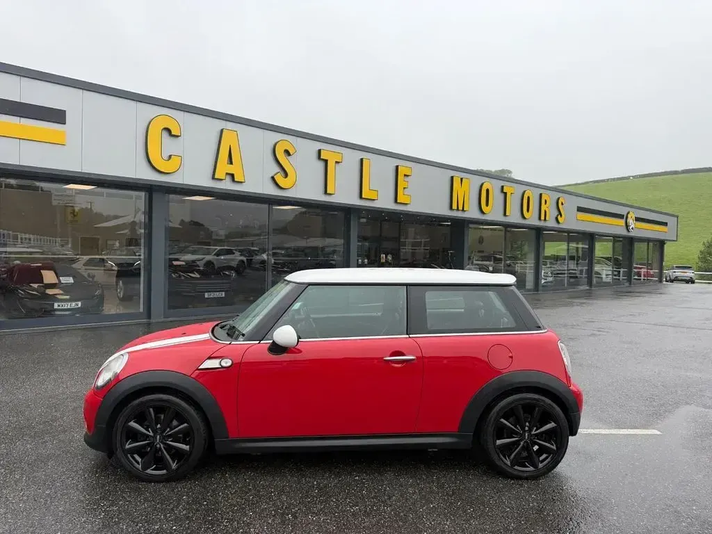 Used Mini Cooper D Hatch 2012 Red Hatchback