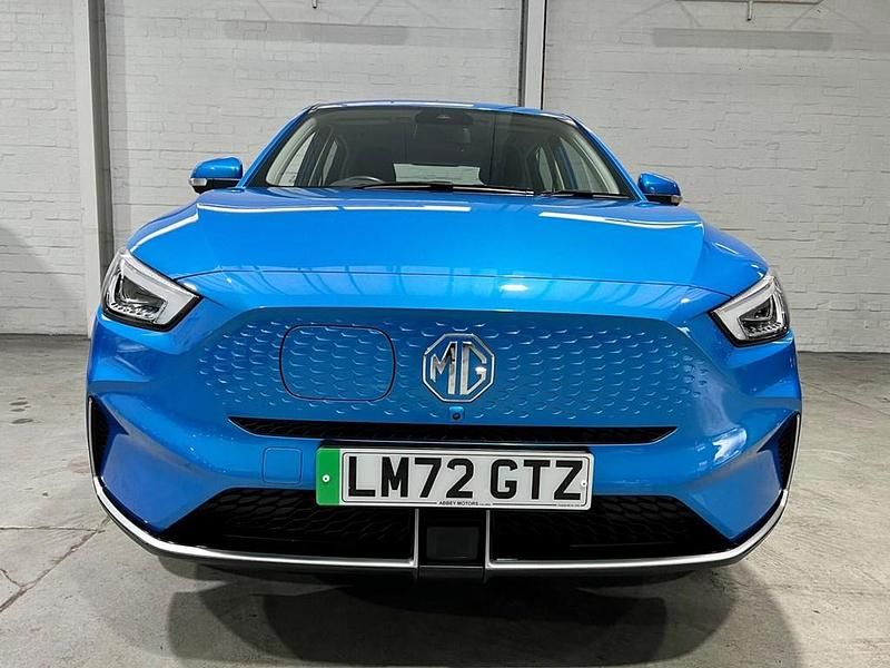 Used MG ZS SE 114 kW (156 HP) 2022 Blue SUV