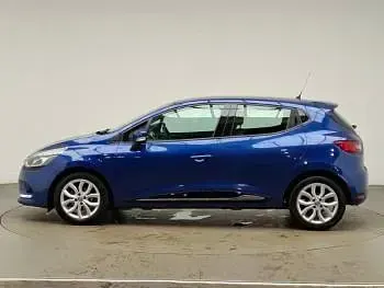 Used Renault Clio Dynamique 75 HP (55 kW) 2018 Blue Hatchback