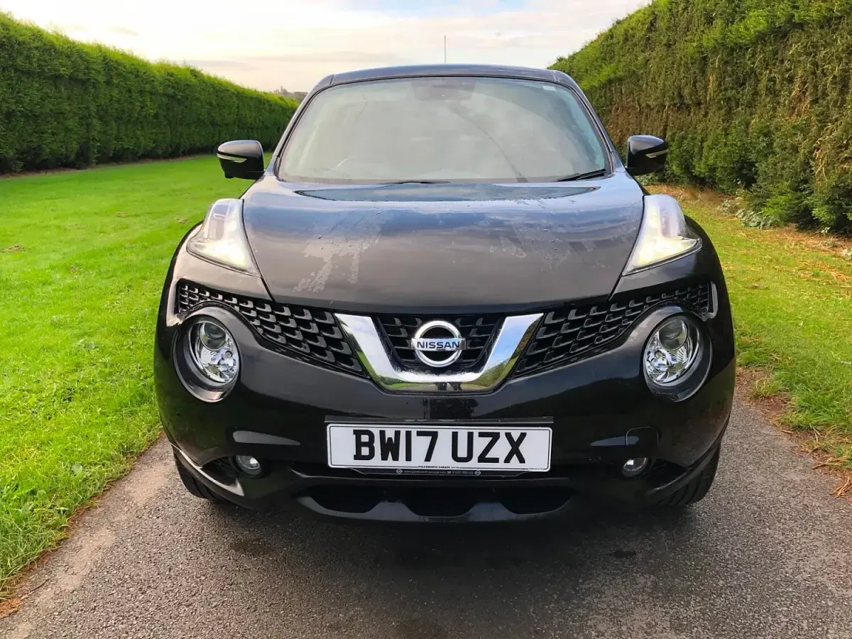 Used Nissan Juke Tekna+ 115 HP (84 kW) 2017 Black SUV