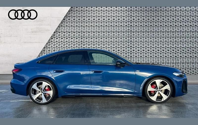 Used Audi A5 Advanced 200 HP (147 kW) 2025 Blue Sedan