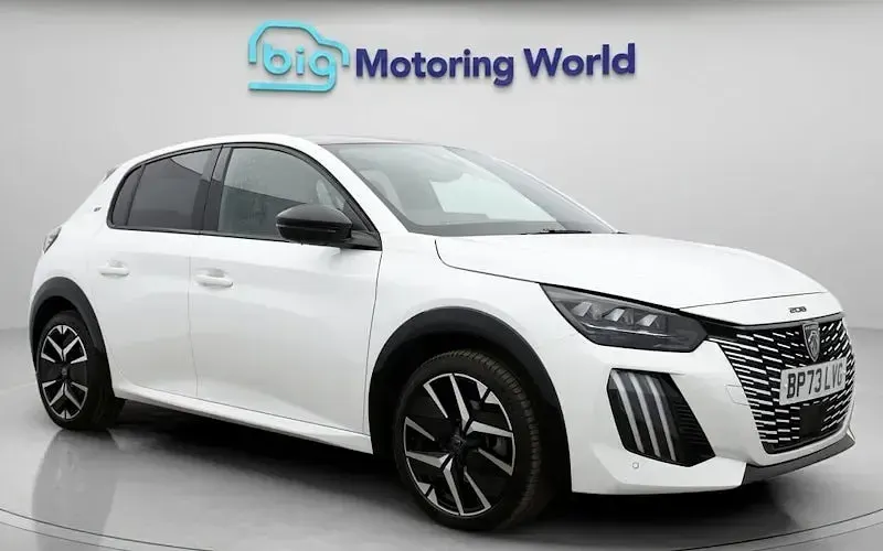 Usado Peugeot 208 GT 102 CV (75 kW) 2024 Utilitario