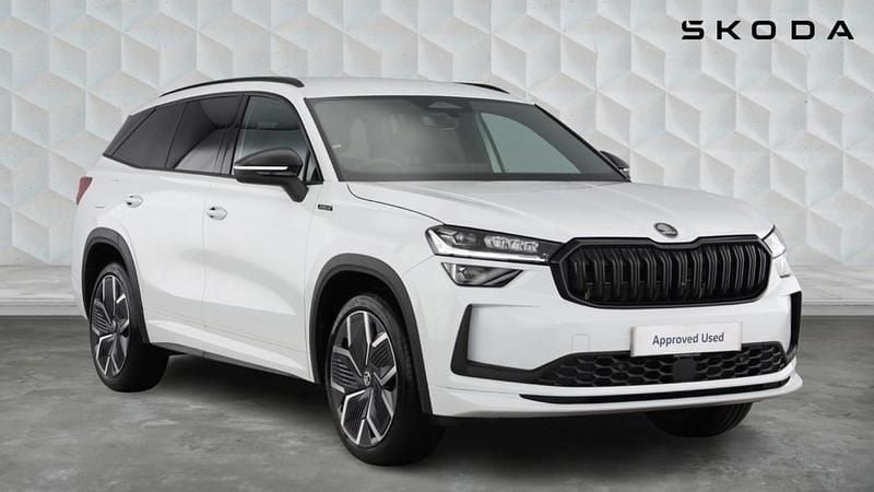 Used Skoda Kodiaq SportLine 2025 White SUV