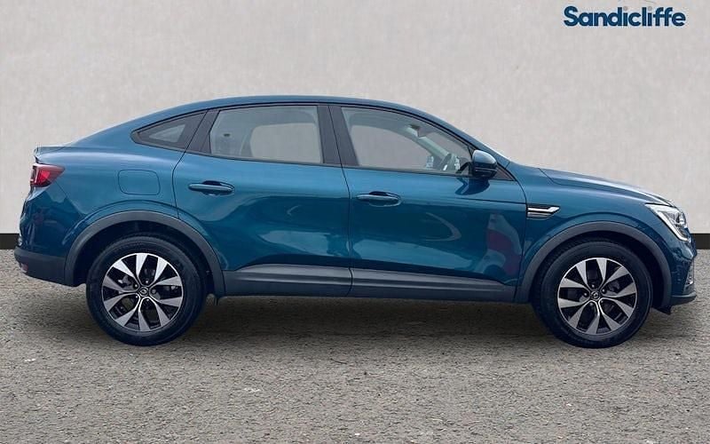 Used Renault Arkana Iconic 143 HP (105 kW) 2022 SUV