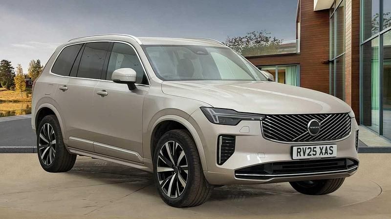 Gold Used 2025 Volvo XC90 Core SUV | £43,950 (A bit pricey) - Image 1/4