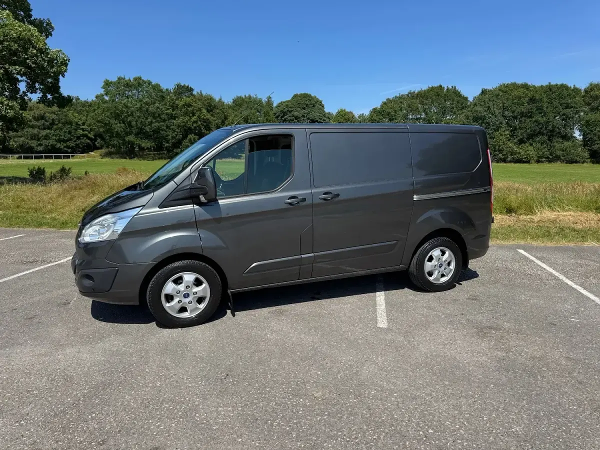 Used Ford Transit Custom Limited 170 HP (125 kW) 2016 Grey Van