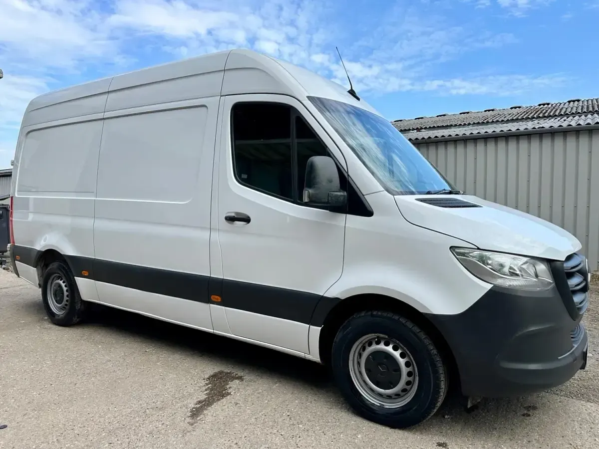 Begagnad Mercedes Sprinter 2018 Vit Van