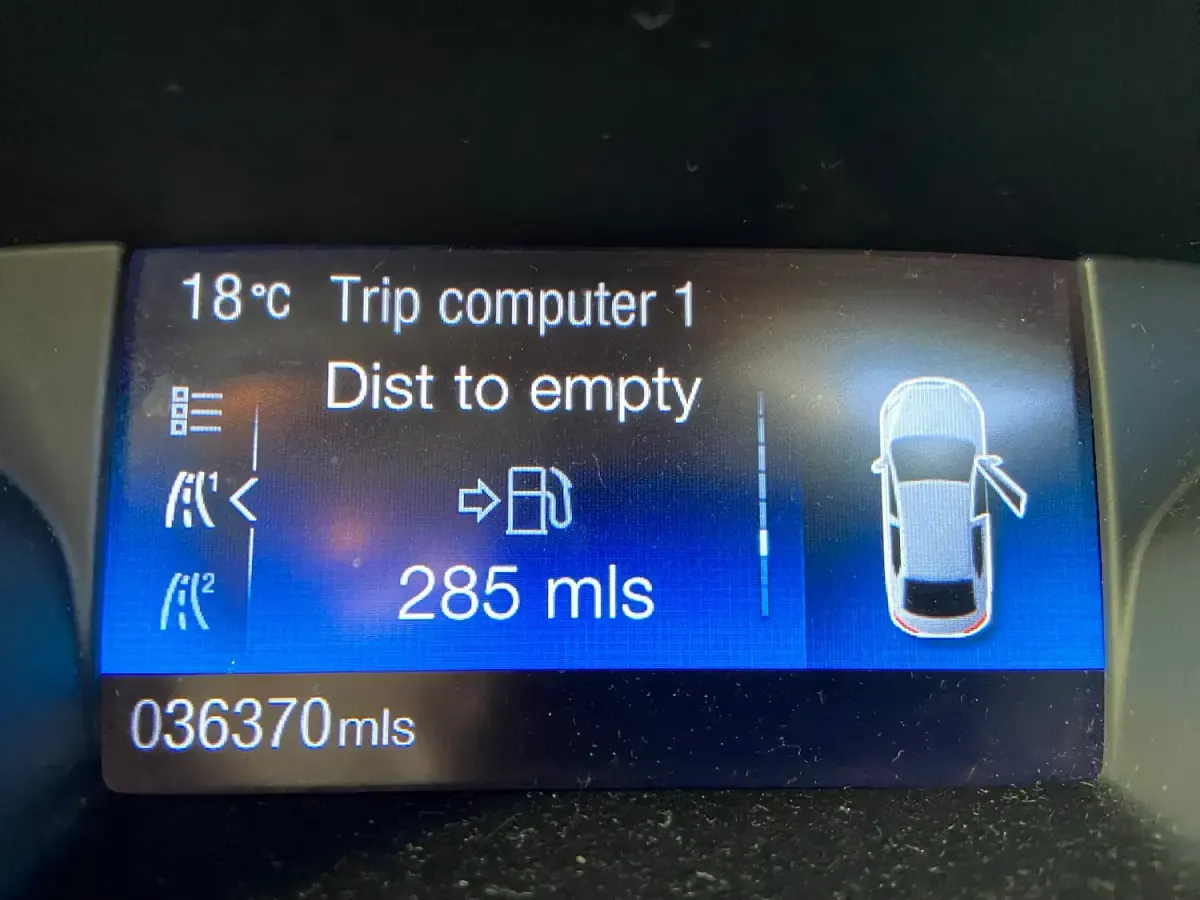 Used Ford Focus Zetec 2015 Blue Hatchback