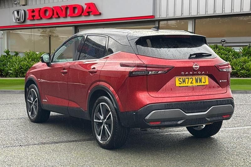 Used Nissan Qashqai Tekna 190 HP (139 kW) 2023 Red SUV