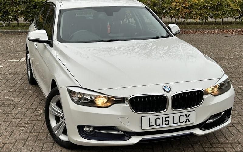 White Used 2015 BMW 318 Sport Line Sedan | £7,495 (Super price) - Image 1/4