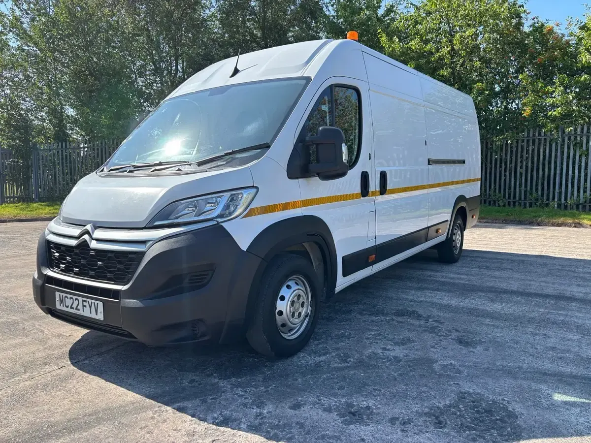 Used Citroën Relay 140 HP (102 kW) 2022 White Van