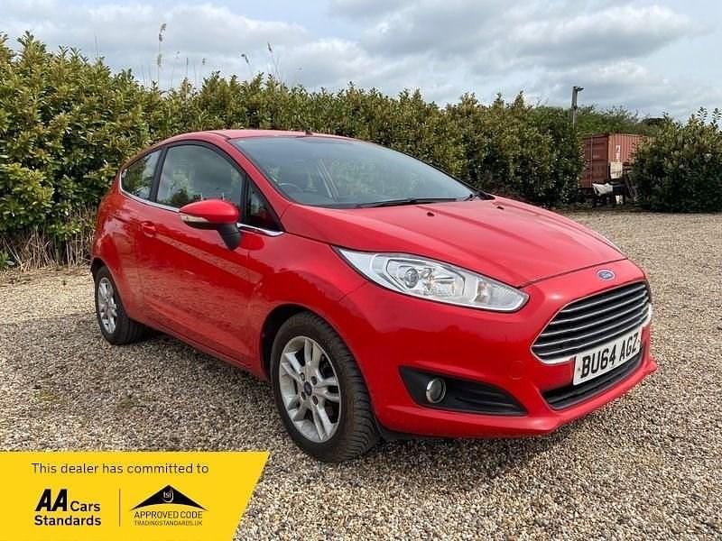 Used Ford Fiesta Zetec 2014 Red Hatchback