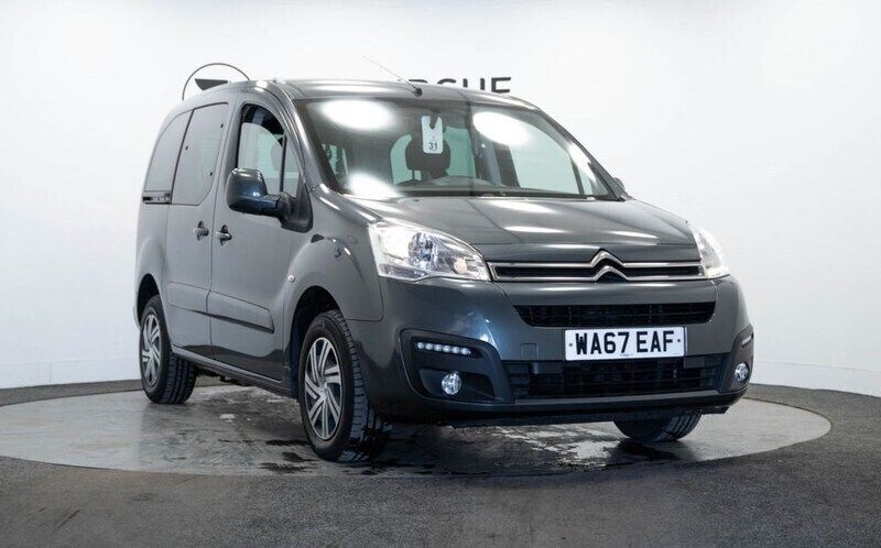 Grey Used 2017 Citroën Berlingo Feel MPV | £10,490 (Fair price) - Image 1/4