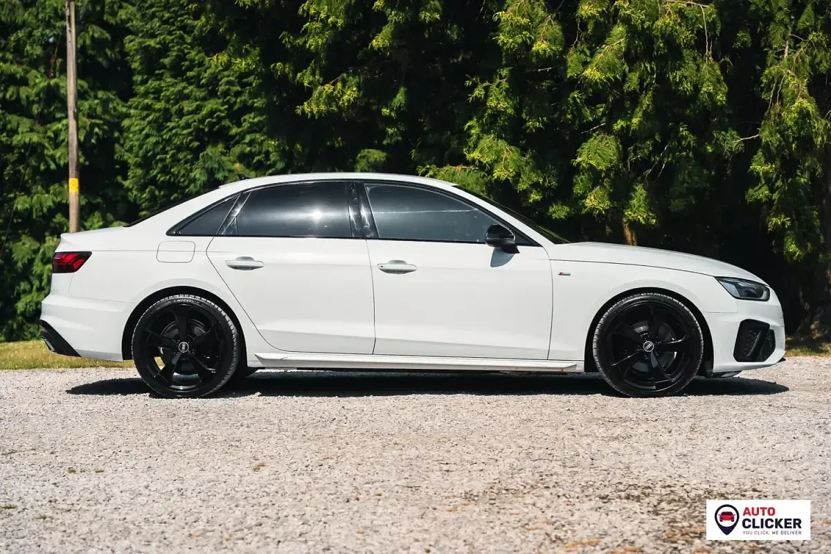 Used Audi A4 Black Edition 163 HP (119 kW) 2021 White Sedan