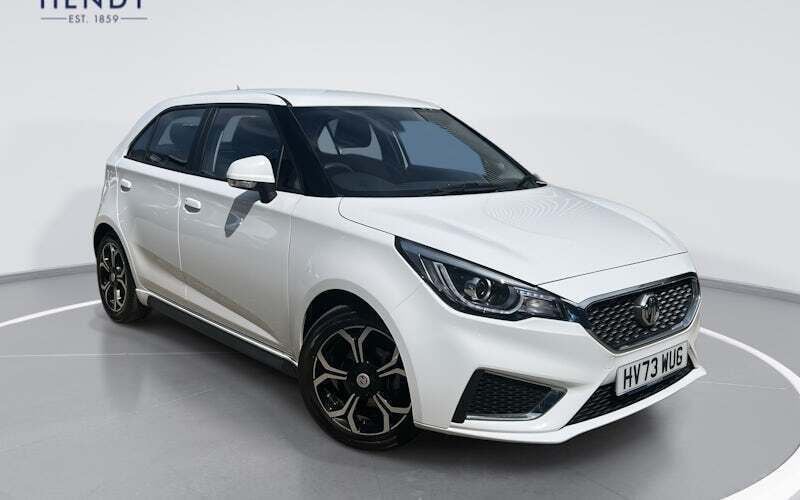 Used 2022 MG MG3 Exclusive Hatchback | £10,499 (Fair price) - Image 1/4
