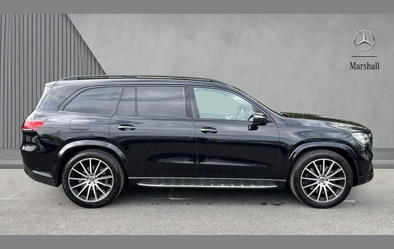 Used Mercedes GLS400 Night 330 HP (242 kW) 2023 Black SUV